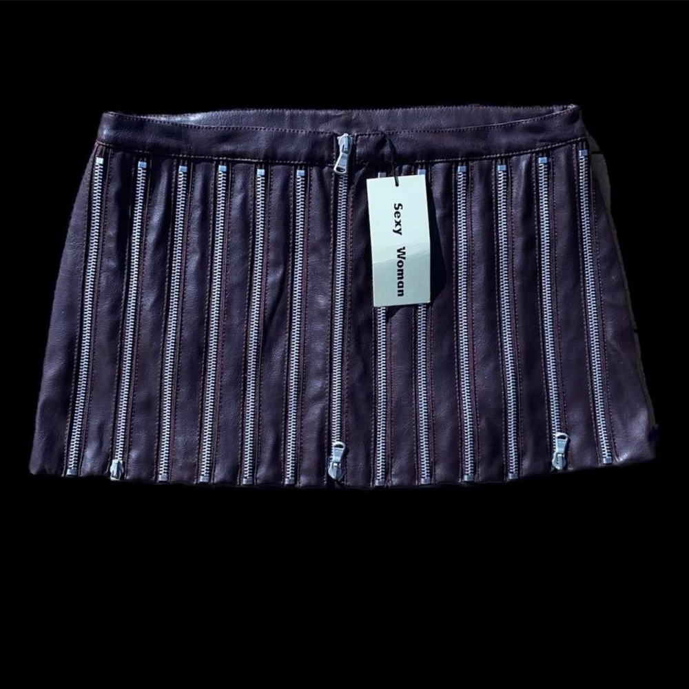 Gothic purple zipper skirt